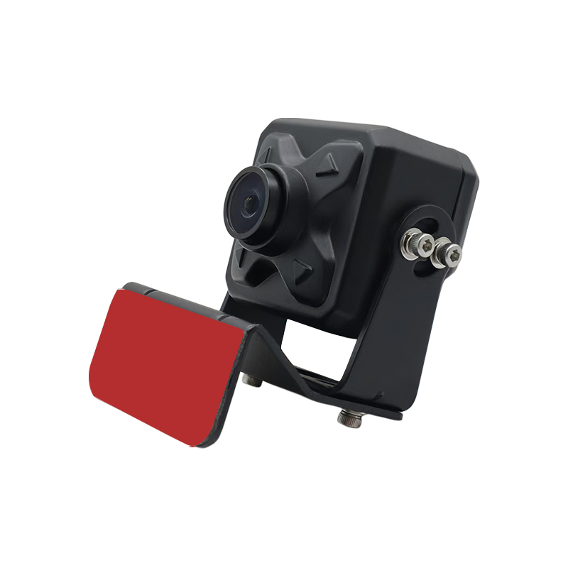 دوربین IP جلو 2 مگاپیکسلی با کیفیت بالا در داخل خودرو نصب شده است